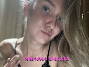 Arianaa_Grande