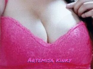 Artemisa_kinky