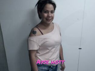 Ayse_hott