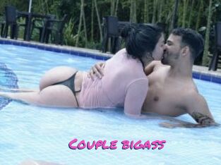 Couple_bigass
