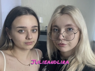 Julieandlira