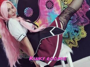 Kinky_roomie