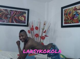 LARSYKOKOLA