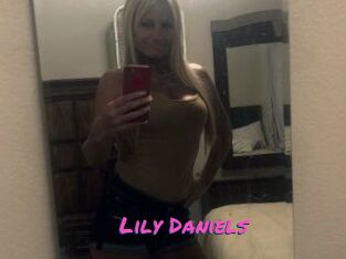 Lily_Daniels