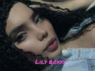 Lily_Roxxy