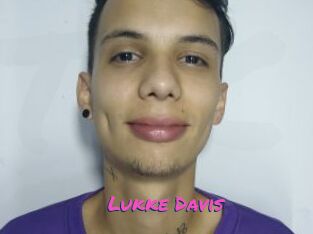Lukke_Davis