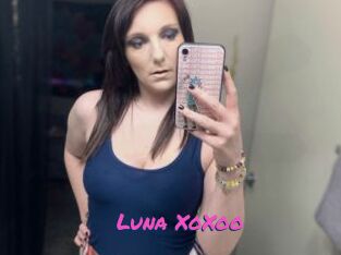 Luna_XoXoo