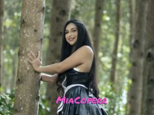MiaCoperr