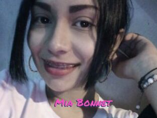 Mia_Bonnet