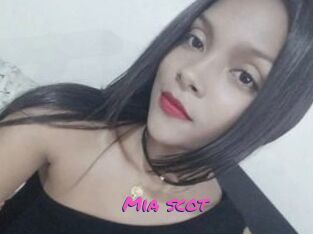 Mia_scot