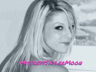 MistressSkylerMoon