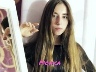 Monica_