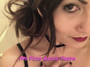 Ms_Foxy_Roxie_Freya