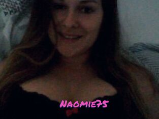 Naomie75
