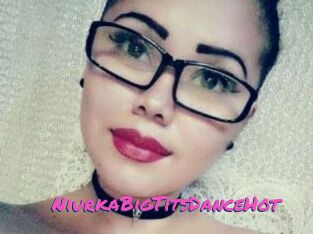 NiurkaBigTitsDanceHot