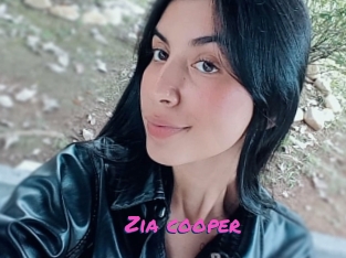 Zia_cooper